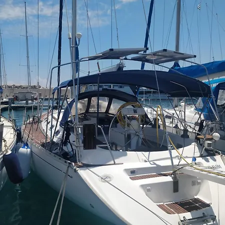 Πλωτό κατάλυμα Slalom -dufour 45 Classic