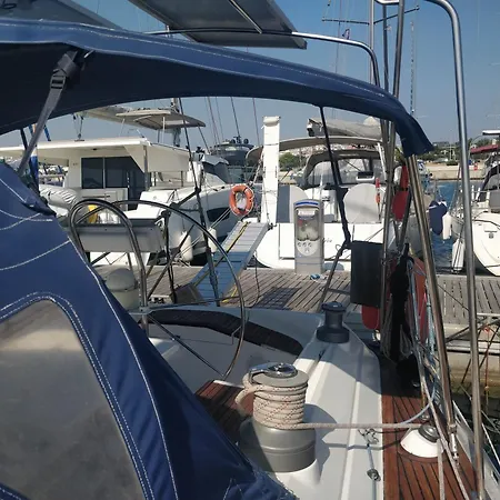 Slalom -Dufour 45 Classic